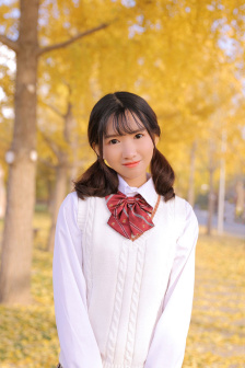 宝宝才三根手指湿成这样